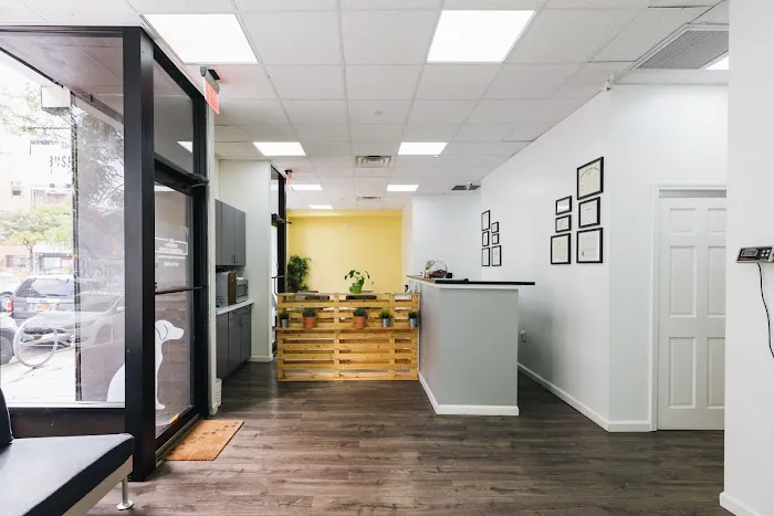 Bushwick Veterinary Center 12
