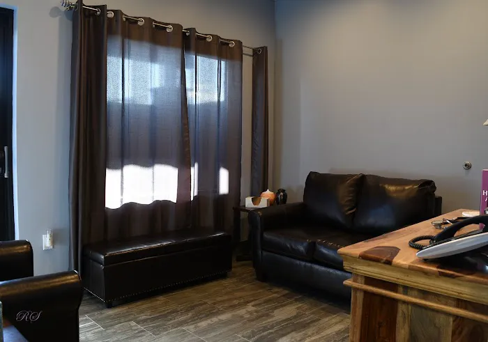 Brooklyn Veterinary Clinic 9