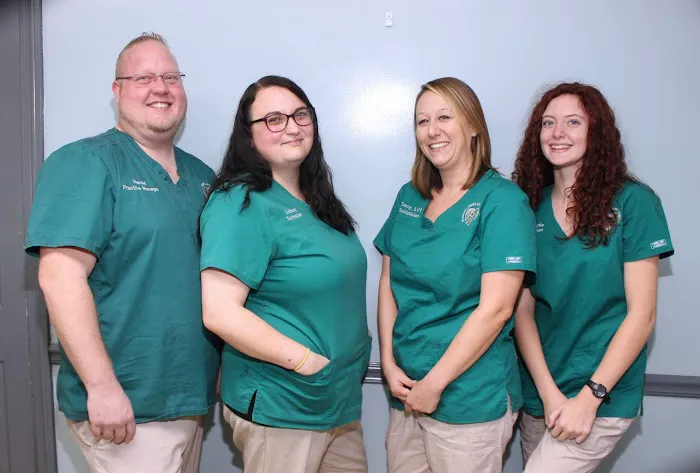 Graylyn Crest Animal Hospital 2