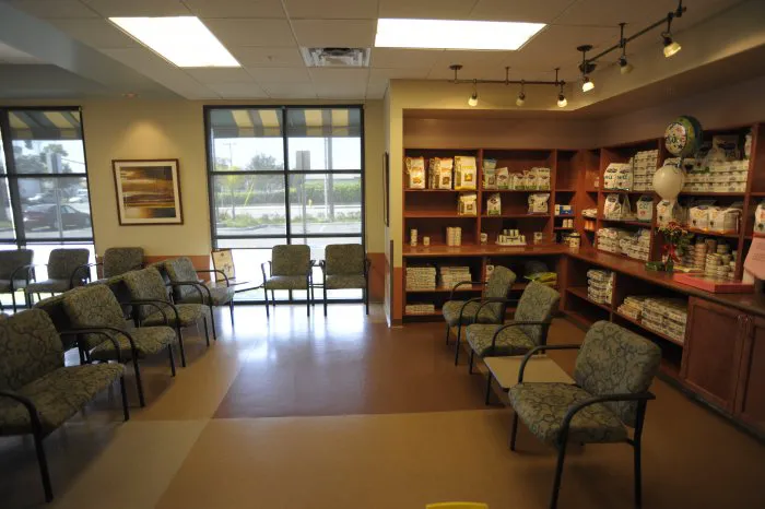 VCA Lakewood Animal Hospital 12
