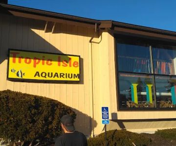Tropic Isle Aquarium