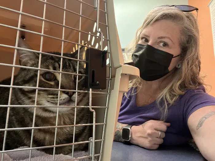 Edmonds Veterinary Hospital 12