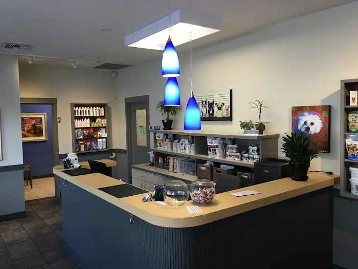 Eastlake Veterinary Hospital: Carl Anderson, DVM 12