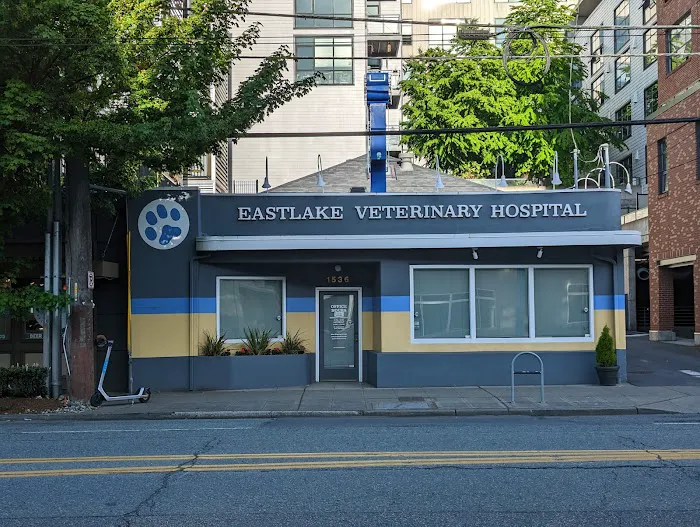Eastlake Veterinary Hospital: Carl Anderson, DVM 12