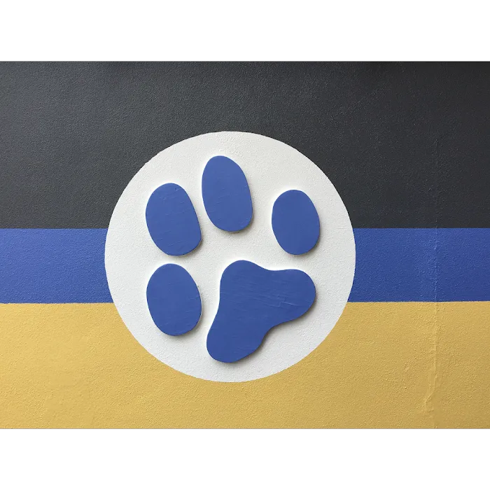 Eastlake Veterinary Hospital: Carl Anderson, DVM 12