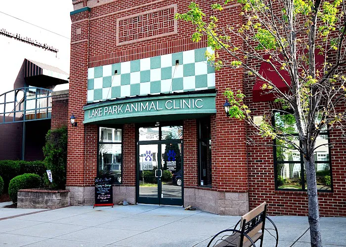 Lake Park Animal Clinic 2