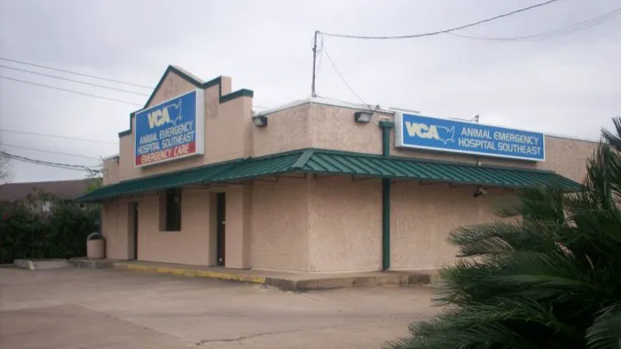 VCA Animal Emergency Hospital Southeast 12