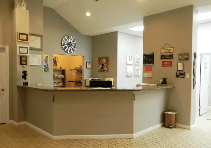 Tracy Animal Hospital 12