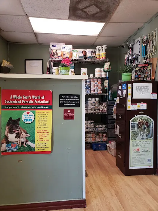 Gosling Road Veterinary Clinic 12