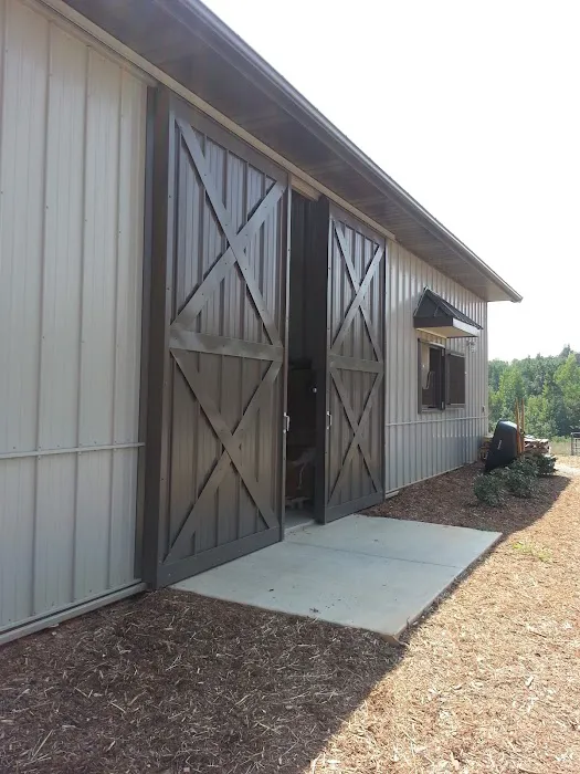 Tryon Equine Hospital 12