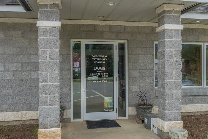 Bonnie Brae Veterinary Hospital 6