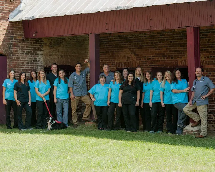 Groover, Charles B, Dvm - Aiken Veterinary Clinic 12