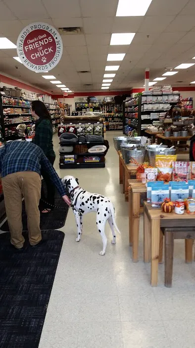 Chuck & Don's Pet Food & Supplies 2