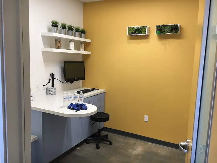 West Coast Animal Hospital 12