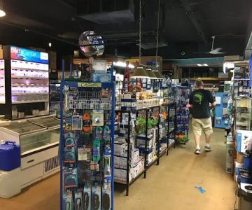 Aqualand Aquarium Center