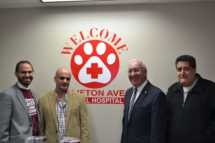 Clifton Ave Animal Hospital 7