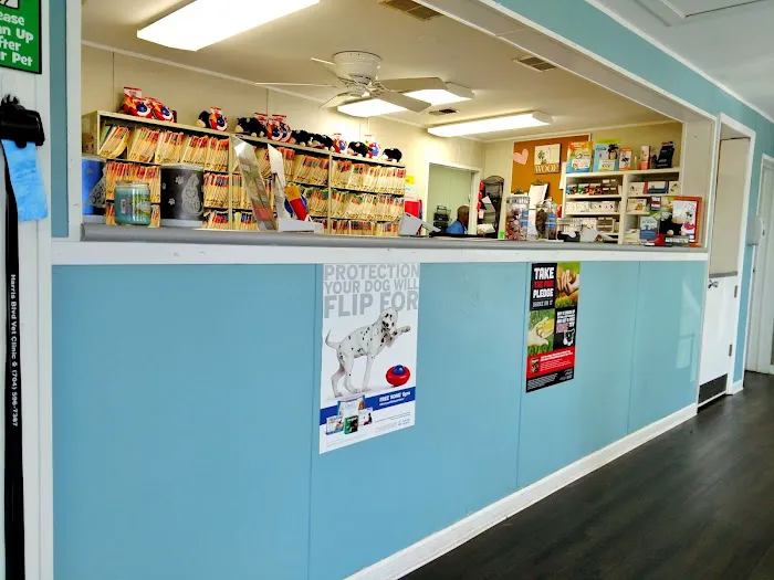 Harris Boulevard Veterinary Clinic 12