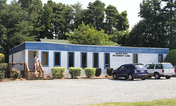 Harris Boulevard Veterinary Clinic 12