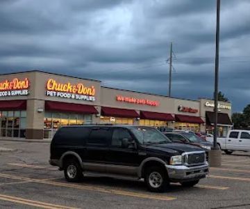 Chuck & Don's Pet Food & Supplies