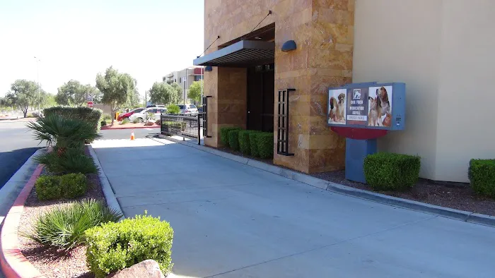 Seven Hills Pet Hospital 3