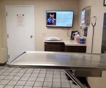Tropicana Animal Hospital