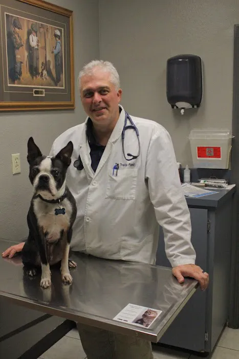 American Pet Hospital: Pond D Travis DVM 12