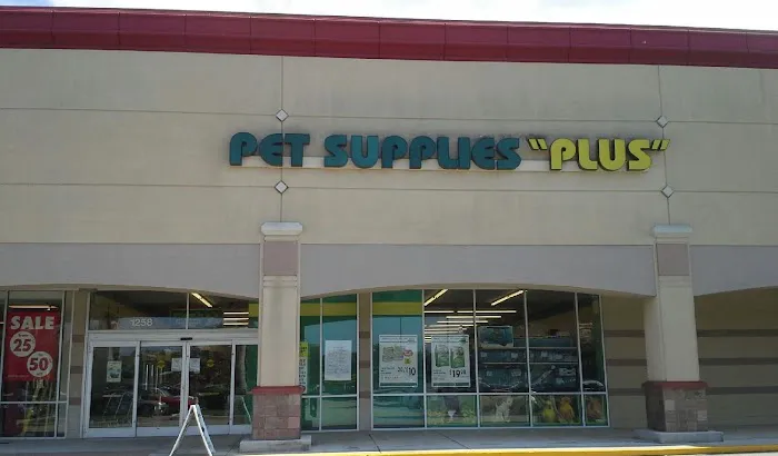 Pet Supplies Plus Lake Park 12
