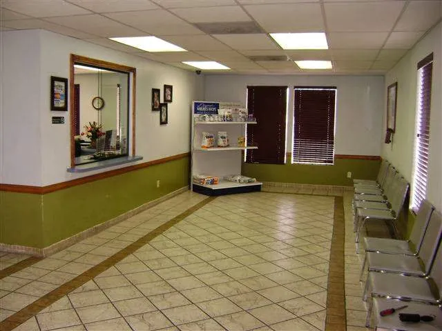 East Charleston Animal Hospital 12