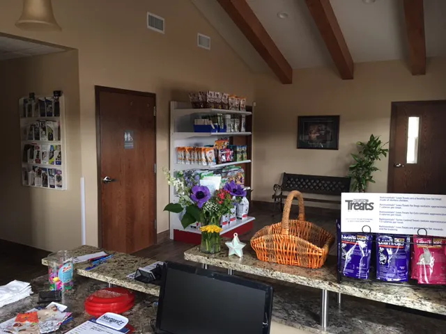 Larkspur Pet Hospital 5