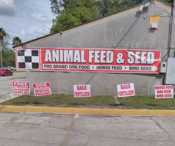M&M Pet Feed Store and landscape supplies