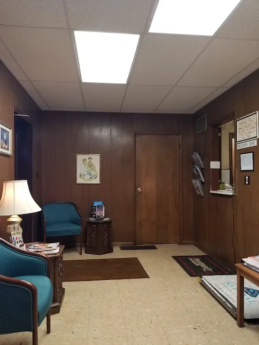 Dixie Animal Clinic 12