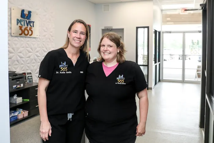 PetVet365 Pet Hospital Cincinnati / Colerain 12