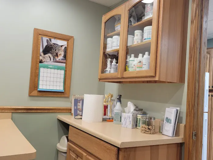 Custis Veterinary Hospital 12