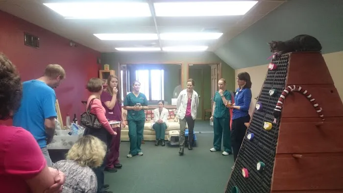 West Towne Veterinary Center 12