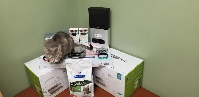 West Towne Veterinary Center 12