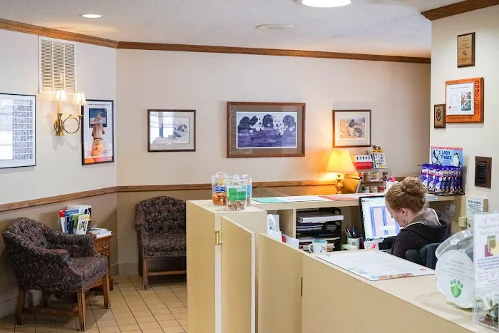 Keller Lake Animal Hospital 12