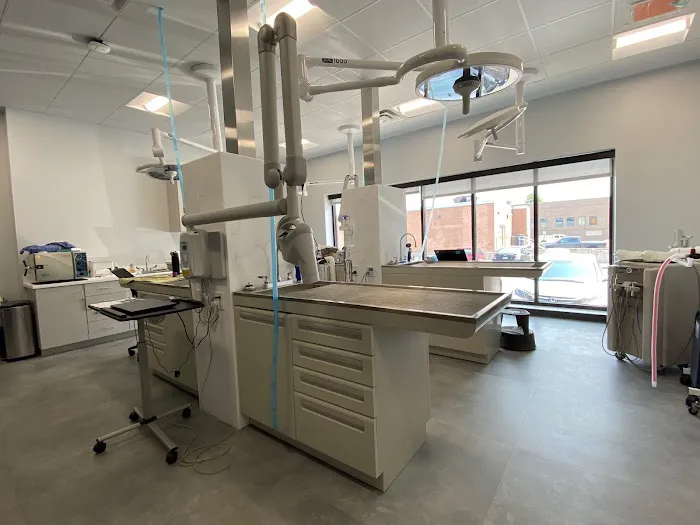 Woodlake Veterinary Hospital 12