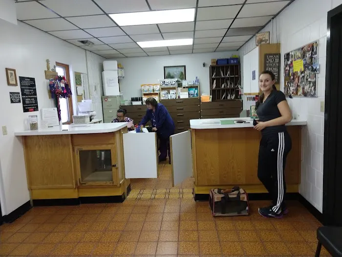 Broadway Robbinsdale Animal Hospital LTD 3