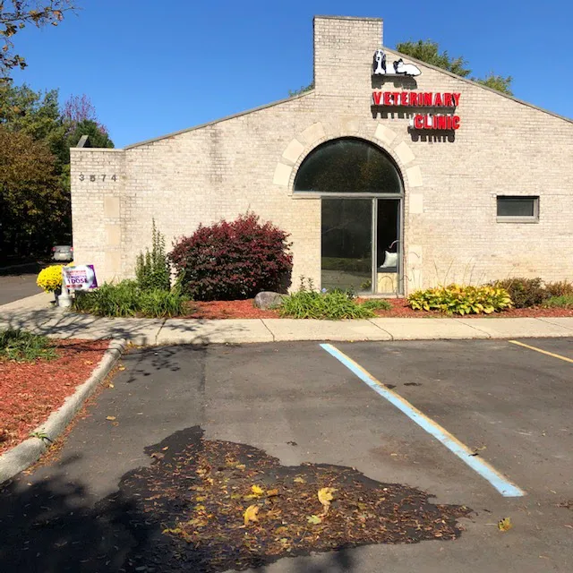 Orion Oaks Animal Hospital 2
