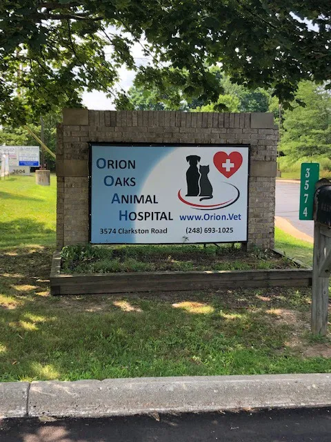 Orion Oaks Animal Hospital 6