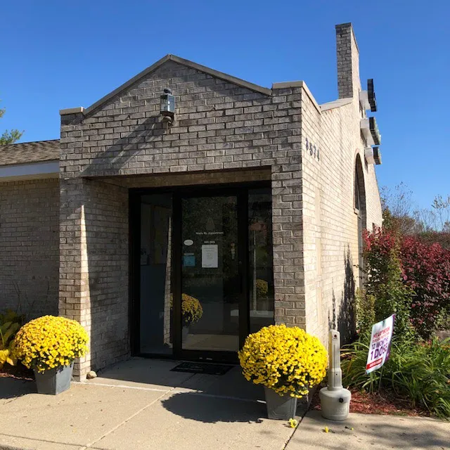 Orion Oaks Animal Hospital 9