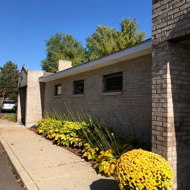 Orion Oaks Animal Hospital 10