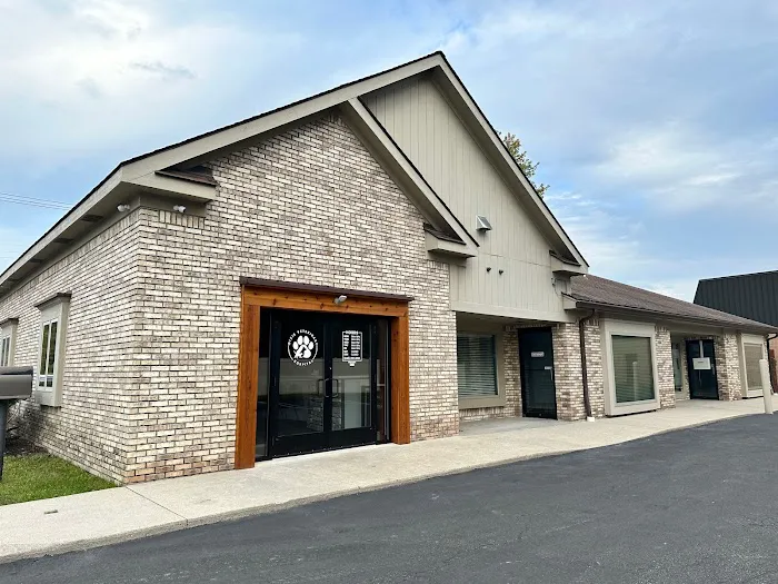Dixie Veterinary Hospital 7