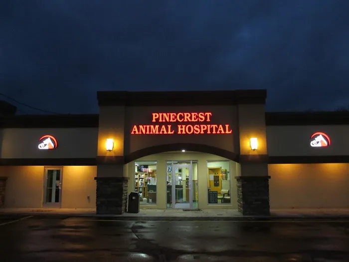 Pinecrest Animal Hospital 12