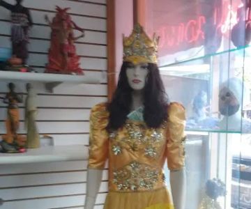 Lucumi Botanica & Pet Shop