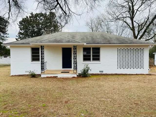 East Jackson Animal Hospital 12