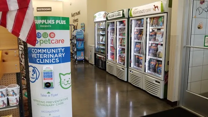 Pet Supplies Plus Yorkville 4
