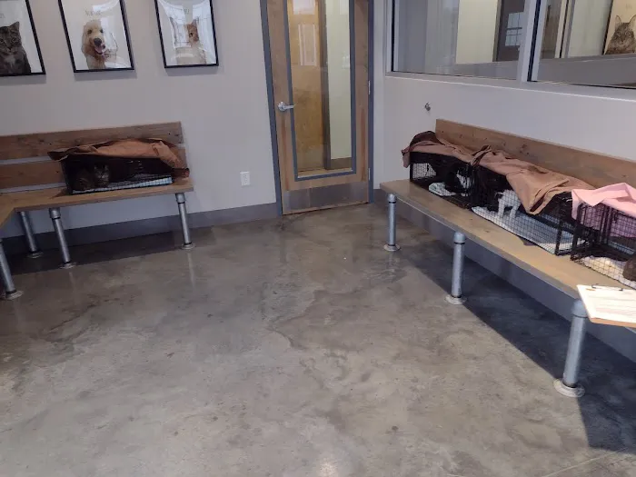 Kent Farms Animal Hospital 12