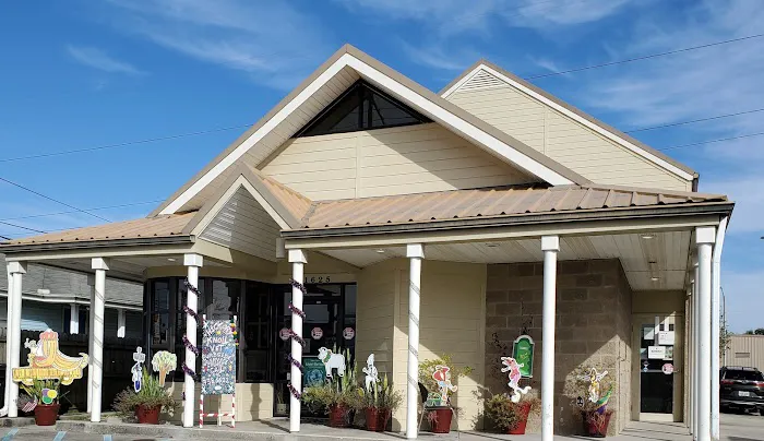 Hickory Knoll Veterinary Hospital 12