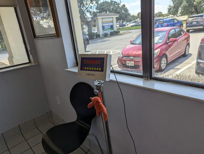 Stone Oak Veterinary Clinic 12